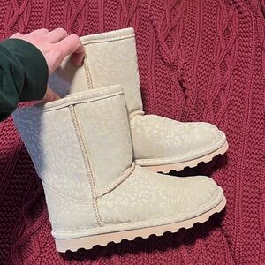BearPaw pink and  Cream Glitter Leopard Print Short Boots